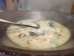 -陈大锅·岳阳鱼馆·地道岳阳菜(美食街店)