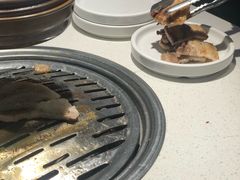 满心尝五花肉-本家韩国烤肉(青岛万象城店)