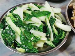 蒜蓉白菜仔-满記土窑烧鷄波浪山莊