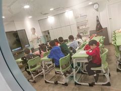 -昂立少儿成长中心(浦东蓝村路地铁站校区)