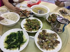 -湘里湘亲饭店(闸坡店)