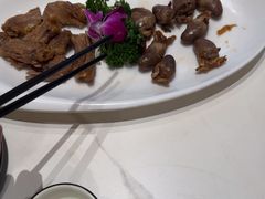 -梅利汴京烤鸭•开封豫菜地标店(东大街店)