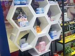 -诺柯视眼镜-蔡司依视路官方工厂店(淞南一店)