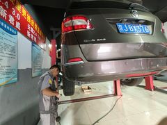-李师傅修车连锁(万柳店)