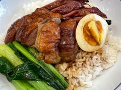 叉烧脆皮烧鸭饭-彩虹站·香港烧腊茶餐厅