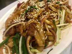 金牌干炒牛河-粤色·老广州茶餐厅(河南商会大厦店)