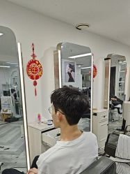 -米娜护肤造型