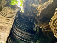 -梭布垭石林景区