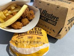 肉饼球拼薯条-Hungry Jack's Burgers Beak House