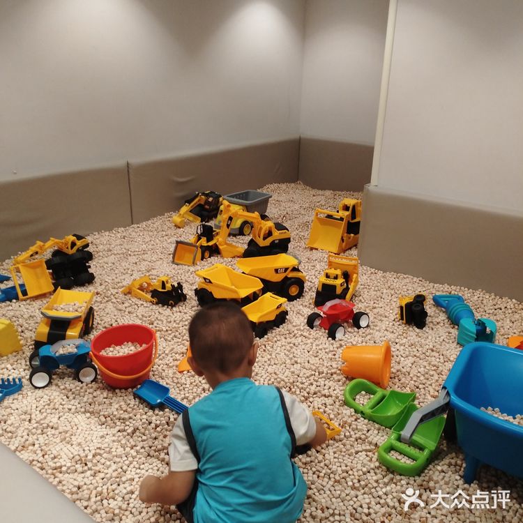 一两个小时陪伴下来竟一点儿也没有不耐烦