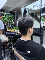 -藤野造型专业烫染接发