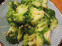 蒜蓉炒西兰花-上楼私房菜(院士路店)