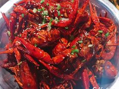 -巴厘龙虾·榜首油焖大虾(音乐学院·沿江酒馆店)