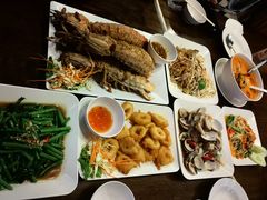 -两兄弟Song Pee Nong(2号店)