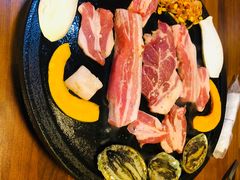 黑猪猪颈肉-火炉乡