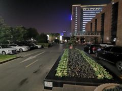 -驿都金陵大酒店-停车场