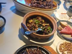 -八府香鸭·啫啫煲(华山路店)