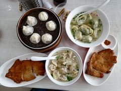 -珊珊小笼馆(仙霞路店)