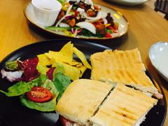 -HELLO 27 意面·沙拉·帕尼尼