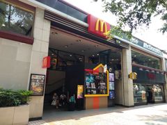 门面-麦当劳(东方时代广场分店)