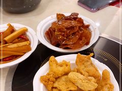 -老国贸云南传统过桥米线(滇池店)