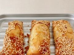 -白玉兰食品甜凤店(合生汇店)