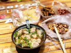 -老谢野馄饨(延安路店)