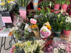 -花匠花艺鲜花店(尹山湖店)