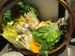 菌蔬拼盘-享月汤皇·海鲜小火锅·聚会(曲江创意谷店)