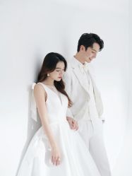 -雪中彩影婚纱摄影·微光艺术中心