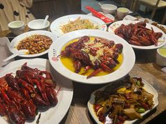 -叶派龙虾•招牌香辣蟹·海鲜(中海国际店)