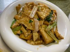 葱烧豆腐-华春餐馆(鱼山路店)