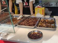-叼叼姐手撕烤兔·兔头(十八梯店)