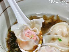 蟹籽虾仁鲜肉馄饨-南小蟹手工點心(三里屯店)