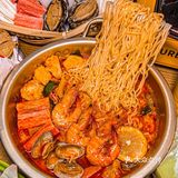 💎重庆top.1泰式料理‼️咖喱鲍鱼拌面🍜绝了