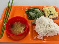 自助例汤-上海外国语大学（虹口校区）食堂