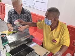 -詹爷爷乌节路街头冰淇淋