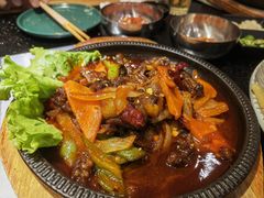 -臻牛烤肉