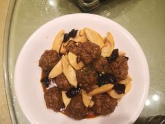蛋白烧藕元-刘胖子家常菜·蹄花焖藕(中南店)