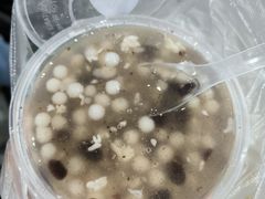 -芳婆糕团店(王府大街店)