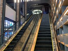 等候区-CGV影城(滨江天街IMAX店)