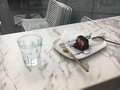 -UNI UNI(环亚凯瑟琳店)