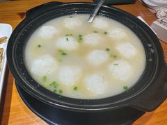 -莲餐厅·湖北菜·潜江小龙虾店(愚园路店)