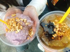 葡萄牛奶冰浆-夏食光安顺小舒冰粉冰浆(甲秀楼店)