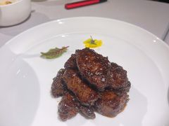 沪市牛肉粒-屋里厢上海菜馆