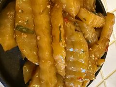-粉八·云南米线·建水烧烤(常熟路店)