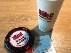 -The Habit Burger Grill 哈比特汉堡(复兴soho店)