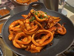 -蚂蚁洞·烤肉大营地(上海静安大悦城店)
