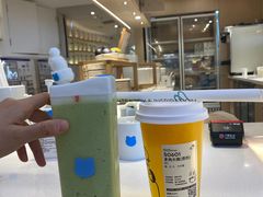 -喜茶(北京华贸购物中心店)