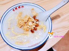 荔湾艇仔粥-荔银肠粉·非遗手藝(夫子庙店)